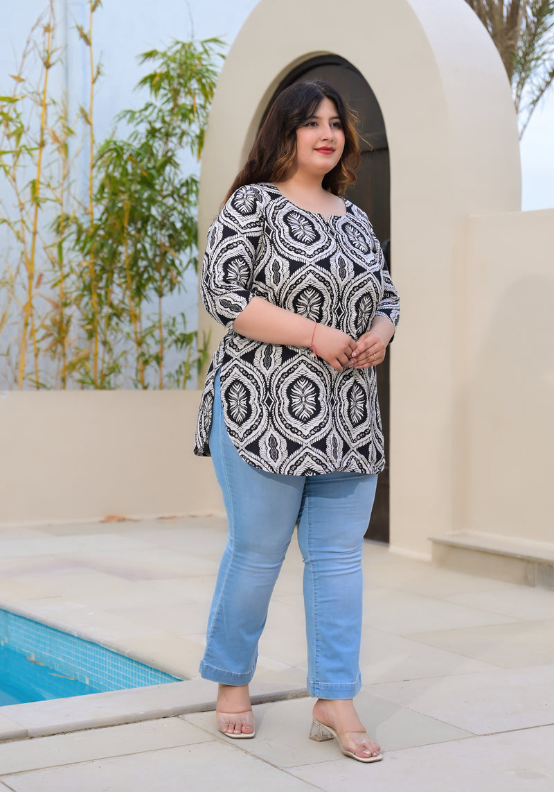 Women’s Stylish Rayon Monochrome Pattern Top (Plus Size)