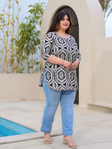 Women’s Stylish Rayon Monochrome Pattern Top (Plus Size)