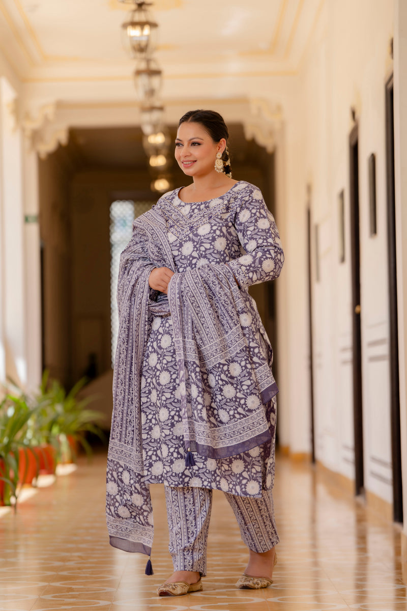 Purple Cotton Printed Kurta Pant Dupatta Set (Plus Size)