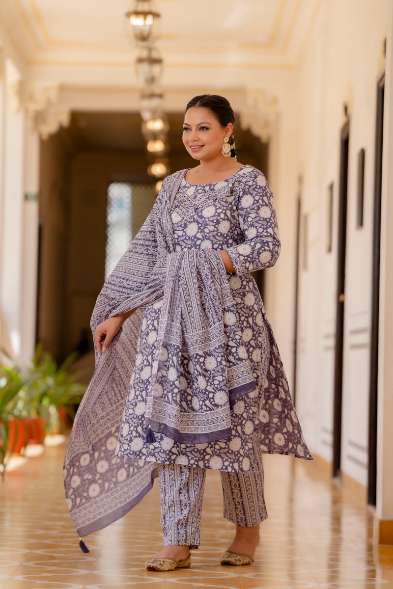 Purple Cotton Printed Kurta Pant Dupatta Set (Plus Size)
