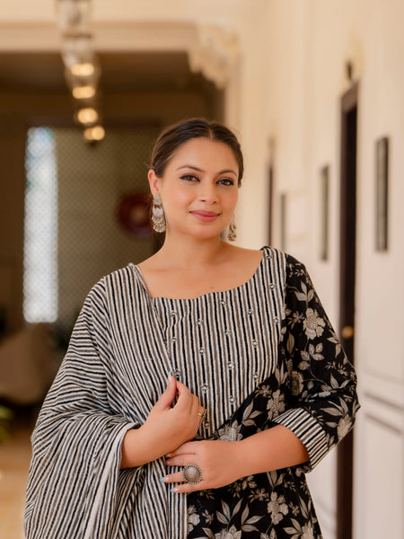 Black Cotton Printed Kurta Pant Dupatta Set (Plus Size)