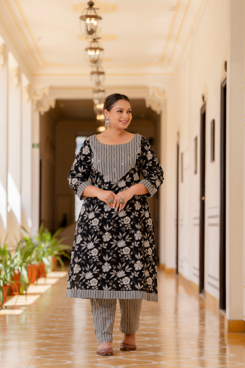 Black Cotton Printed Kurta Pant Dupatta Set (Plus Size)