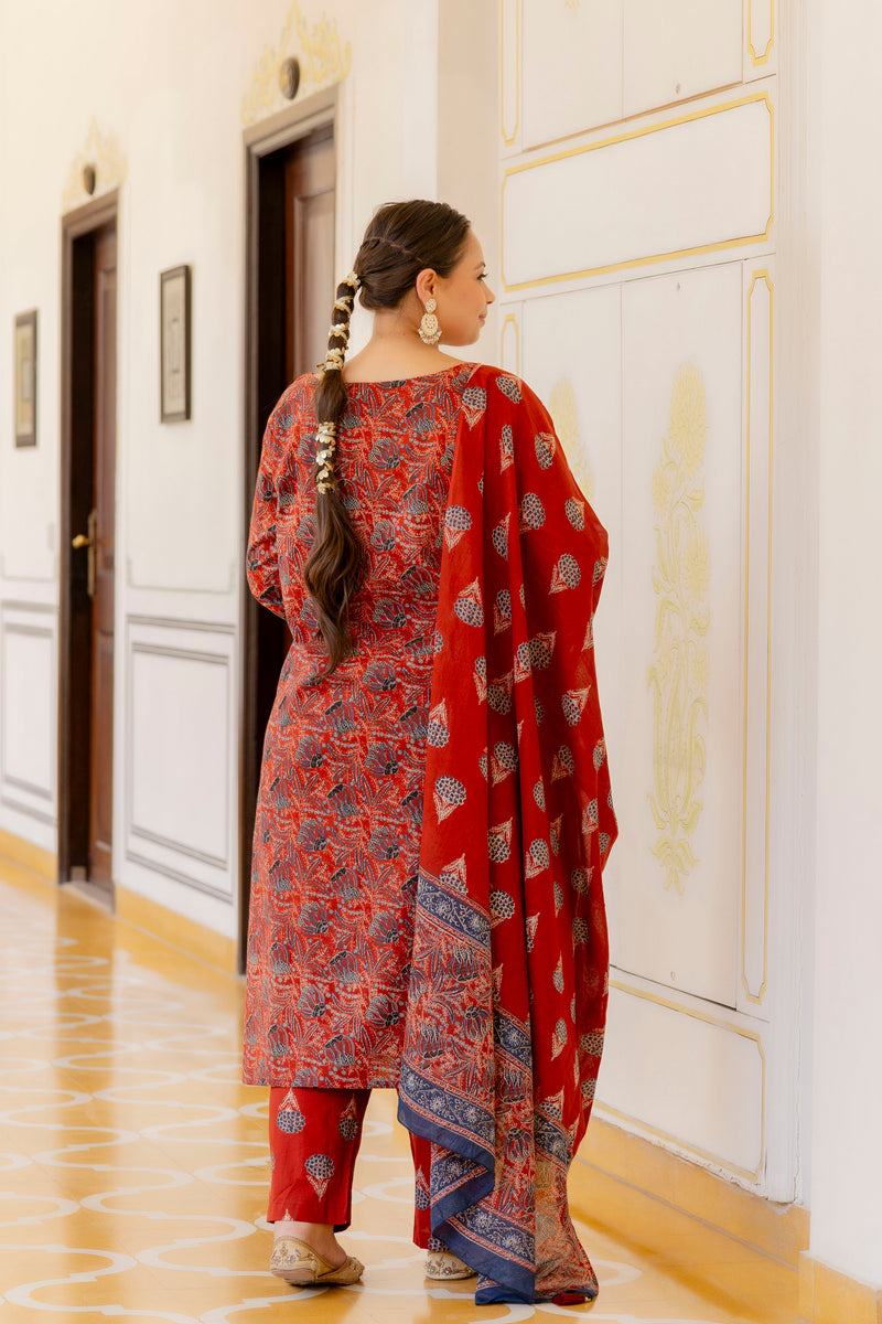 Red Printed Cotton Kurta Pant Dupatta Set for Women (Plus Size)