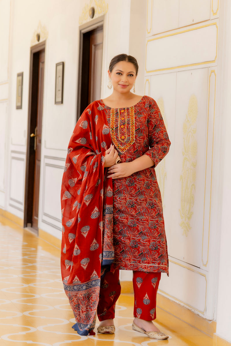 Red Printed Cotton Kurta Pant Dupatta Set for Women (Plus Size)