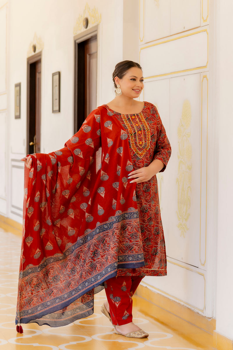 Red Printed Cotton Kurta Pant Dupatta Set for Women (Plus Size)