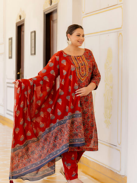 Red Printed Cotton Kurta Pant Dupatta Set for Women (Plus Size)