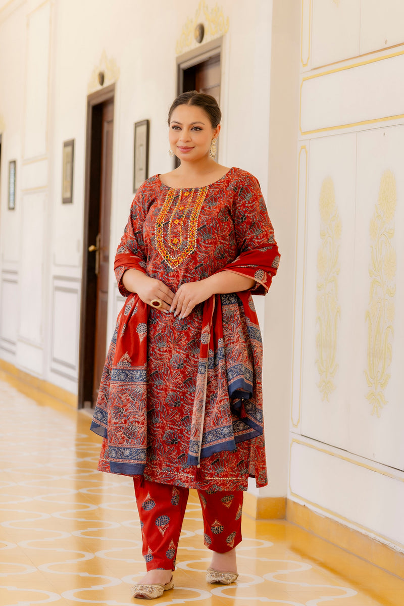 Red Printed Cotton Kurta Pant Dupatta Set for Women (Plus Size)