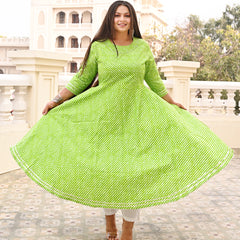 Green Rayon Printed Anarkali Kurti (Plus Size)
