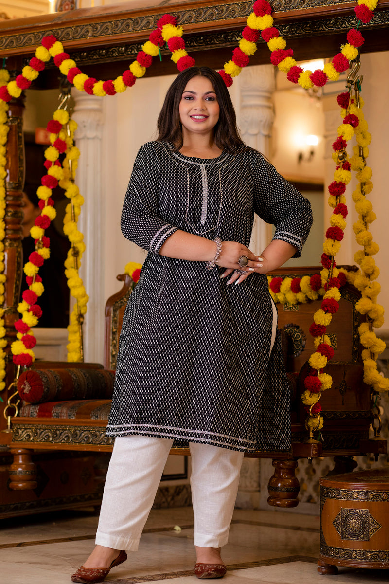Cotton Printed Black Calf-Length Kurti with Three Quarter Sleeves (Plus Size)