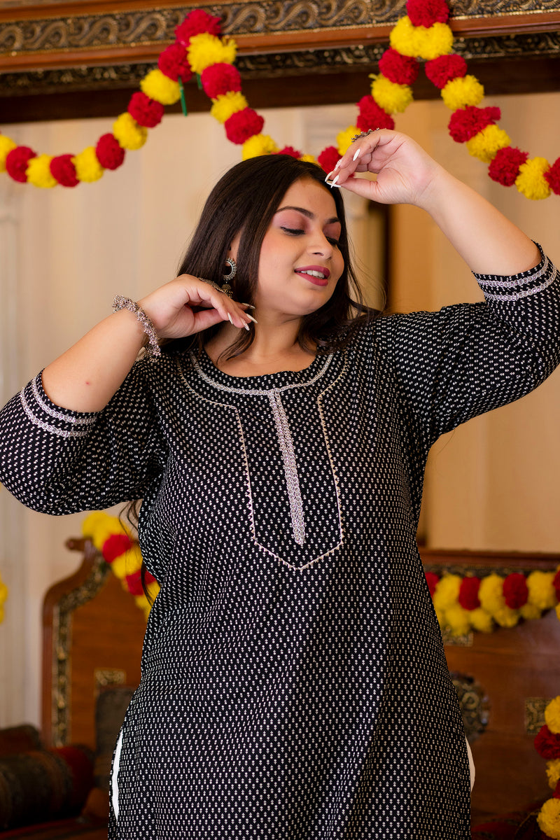 Cotton Printed Black Calf-Length Kurti with Three Quarter Sleeves (Plus Size)