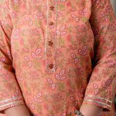 Cotton Printed Gajari Calf-Length Kurti with Three Quarter Sleeves (Plus Size)
