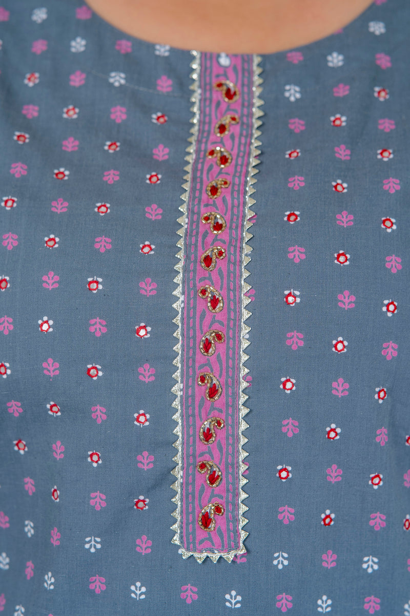 Elegant Grey Cotton Printed Everyday Kurti (Plus Size)