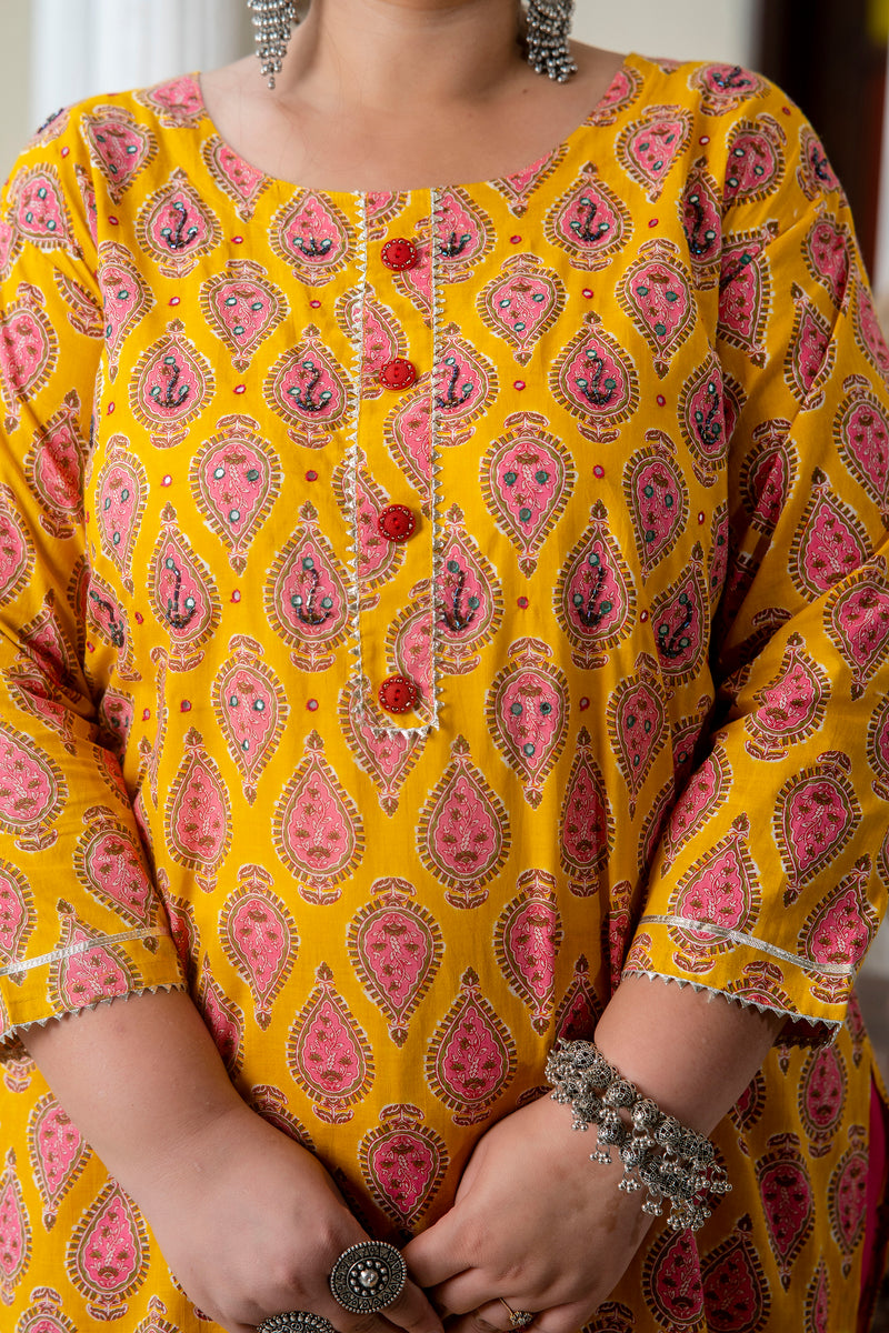 Cotton Printed Yellow Calf-Length Kurti with Three Quarter Sleeves (Plus Size)