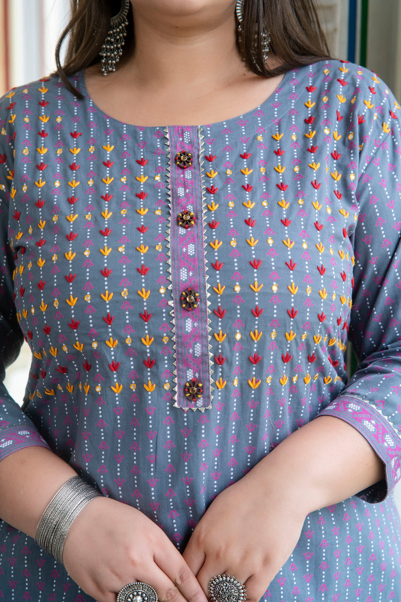 Cotton Printed Gray Calf-Length Kurti with Three Quarter Sleeves (Plus Size)