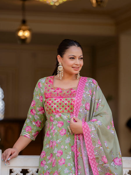 Elegant Mehndi Green Cotton Embroidered Anarkali With Dupatta Set (Plus Size)