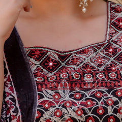 Elegant Black Cotton Embroidered Anarkali With Dupatta Set (Plus Size)