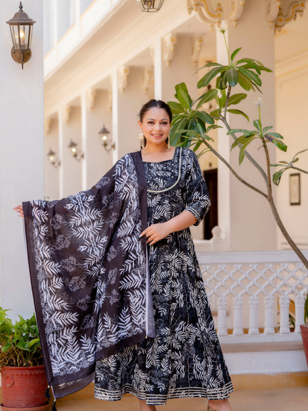 Elegant Black Cotton Embroidered Anarkali With Dupatta Set (Plus Size)