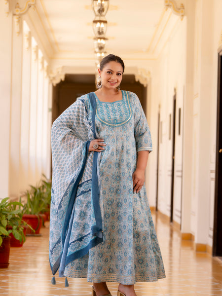 Elegant Light Grey Cotton Embroidered Anarkali With Dupatta Set (Plus Size)