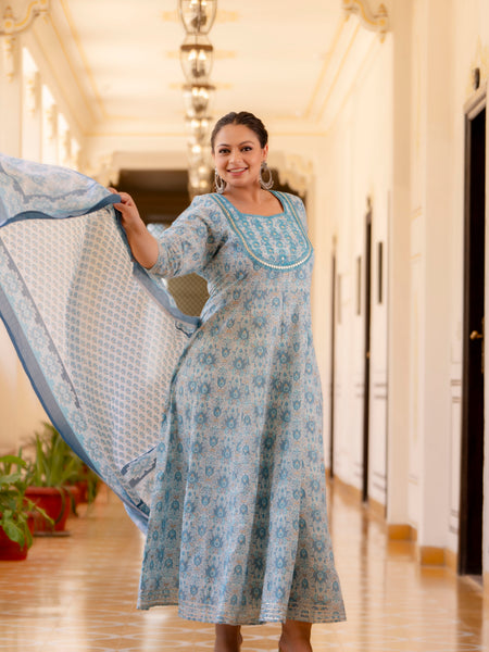 Elegant Light Grey Cotton Embroidered Anarkali With Dupatta Set (Plus Size)