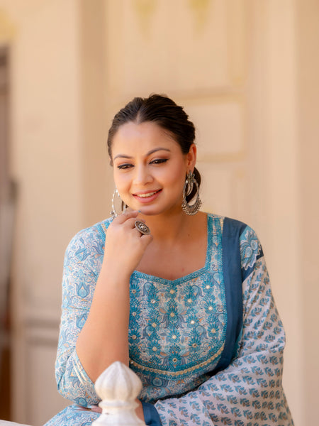 Elegant Light Grey Cotton Embroidered Anarkali With Dupatta Set (Plus Size)