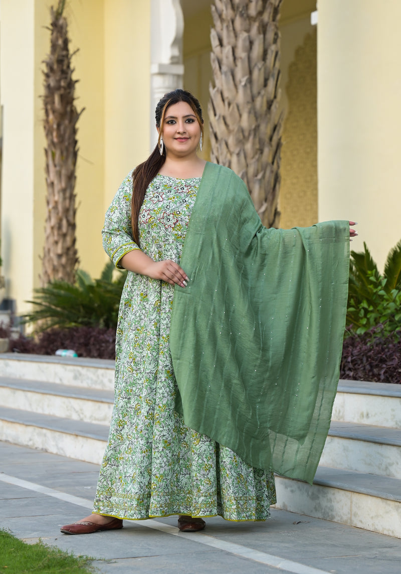 Elegant Green Cotton Embroidered Anarkali With Dupatta Set (Plus Size)