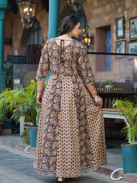 Cotton Embroidered Anarkali With Dupatta Set Three-Quarter Sleeves (Plus Size)