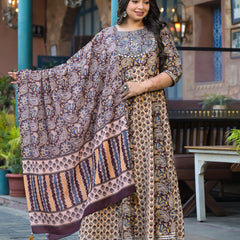 Cotton Embroidered Anarkali With Dupatta Set Three-Quarter Sleeves (Plus Size)