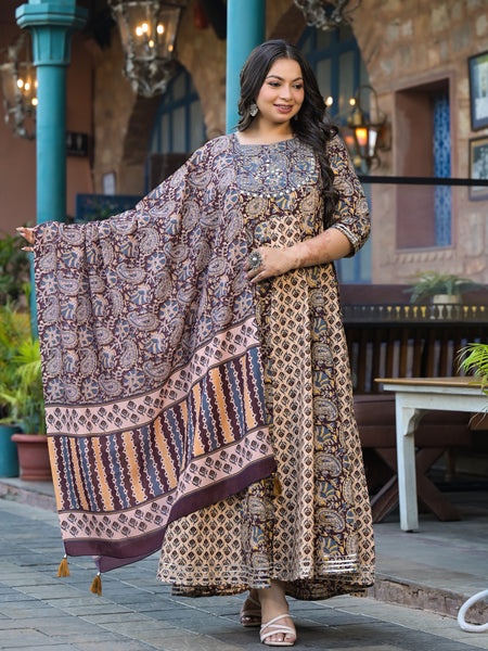 Cotton Embroidered Anarkali With Dupatta Set Three-Quarter Sleeves (Plus Size)