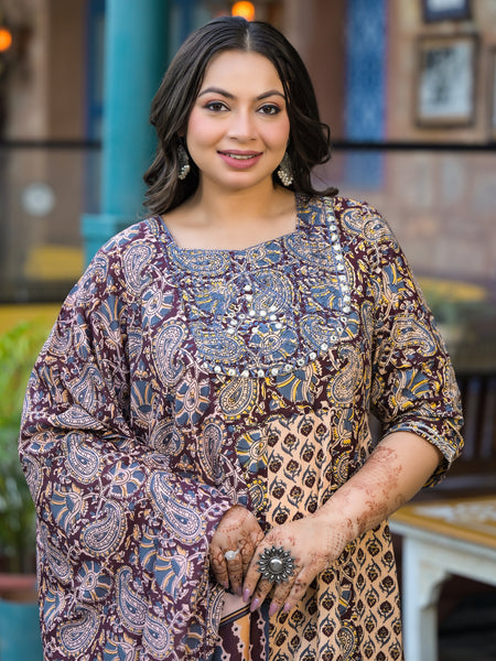 Cotton Embroidered Anarkali With Dupatta Set Three-Quarter Sleeves (Plus Size)