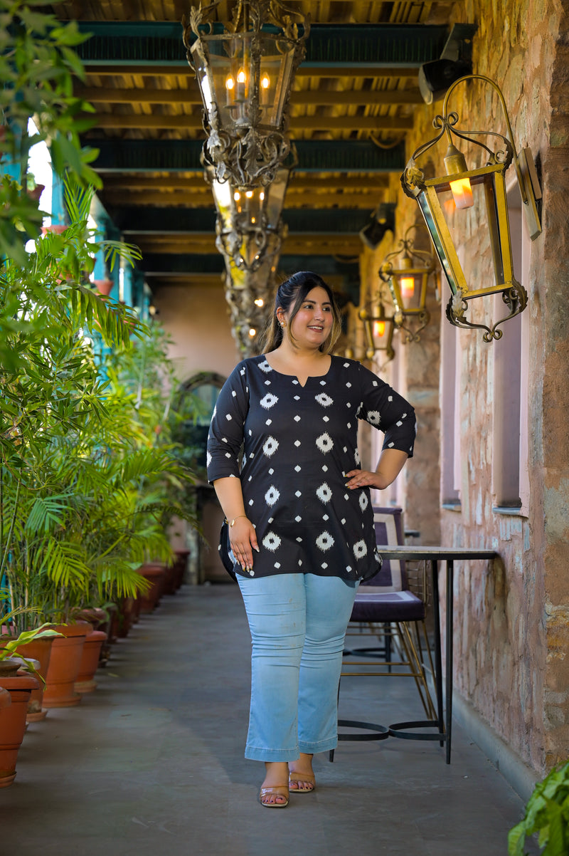 Black Printed Cotton Top with Round Neck & Three-Quarter Sleeves (Plus Size)
