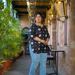 Black Printed Cotton Top with Round Neck & Three-Quarter Sleeves (Plus Size)