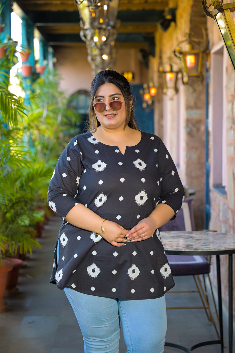Black Printed Cotton Top with Round Neck & Three-Quarter Sleeves (Plus Size)