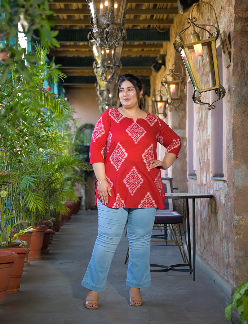 Red Printed Cotton Top with Round Neck & Three-Quarter Sleeves (Plus Size)