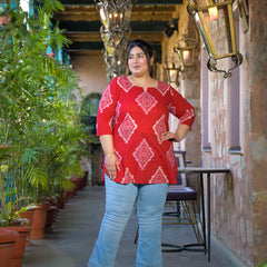 Red Printed Cotton Top with Round Neck & Three-Quarter Sleeves (Plus Size)