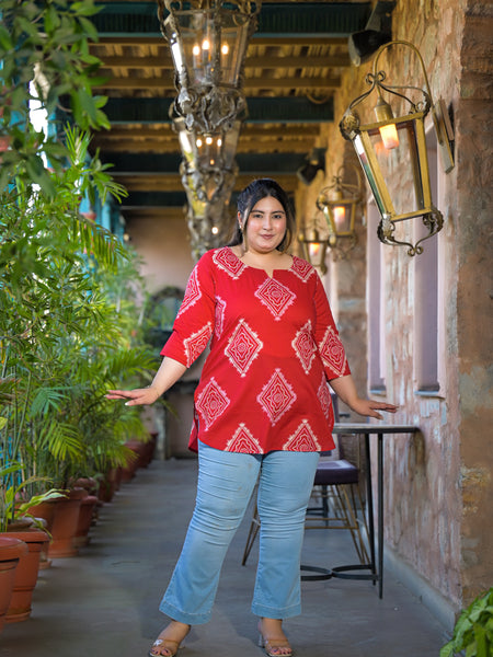 Red Printed Cotton Top with Round Neck & Three-Quarter Sleeves (Plus Size)