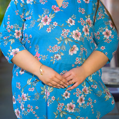 Teal Printed Cotton Top with Round Neck & Three-Quarter Sleeves (Plus Size)