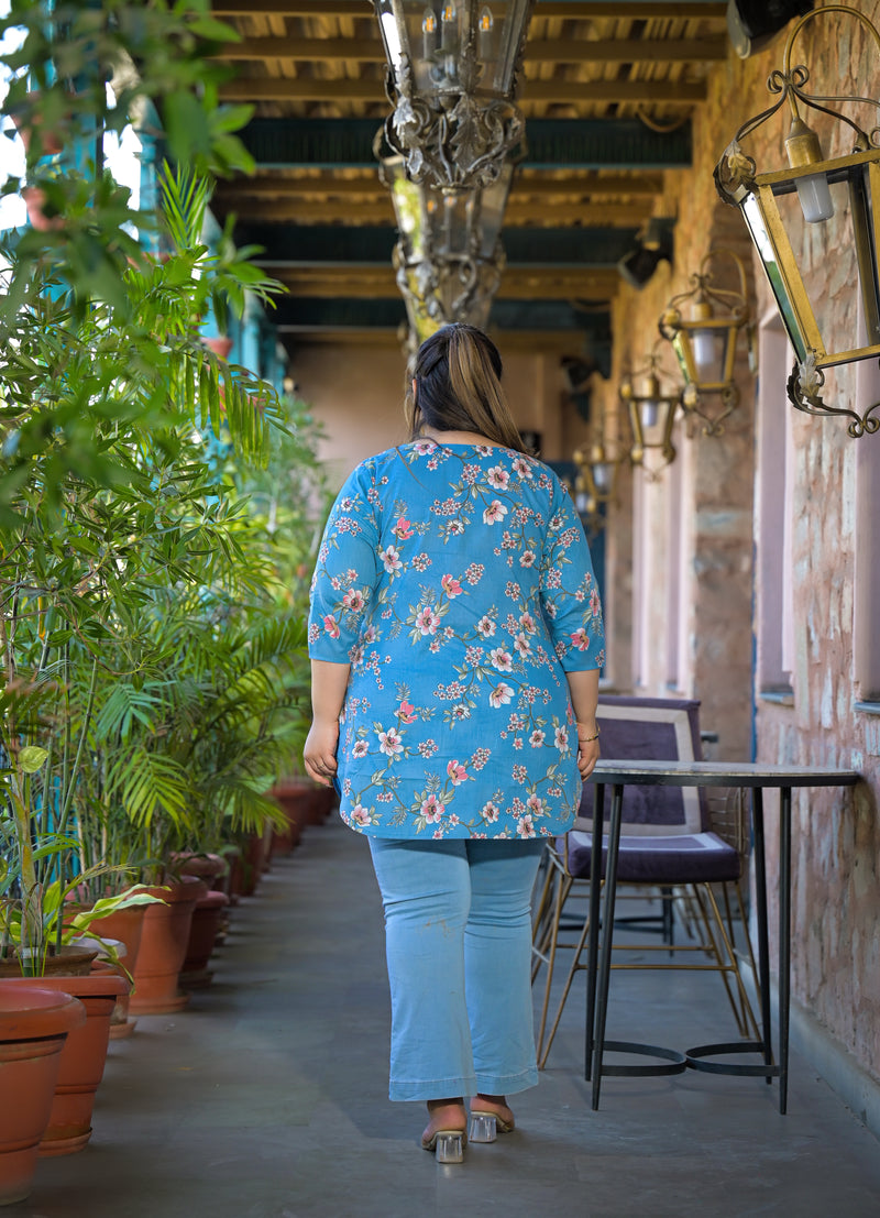 Teal Printed Cotton Top with Round Neck & Three-Quarter Sleeves (Plus Size)
