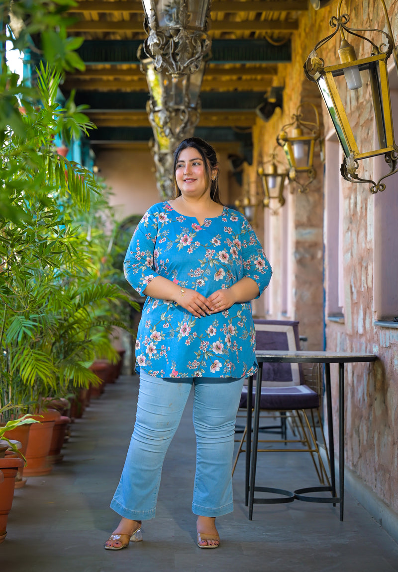 Teal Printed Cotton Top with Round Neck & Three-Quarter Sleeves (Plus Size)