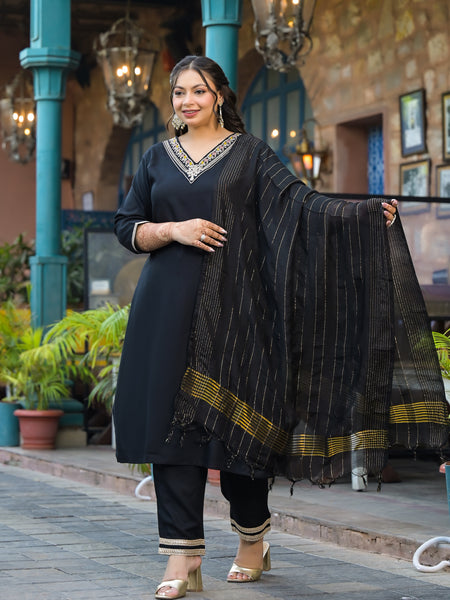 Black Printed Rayon Kurta Pant Dupatta Set for Women (Plus Size)