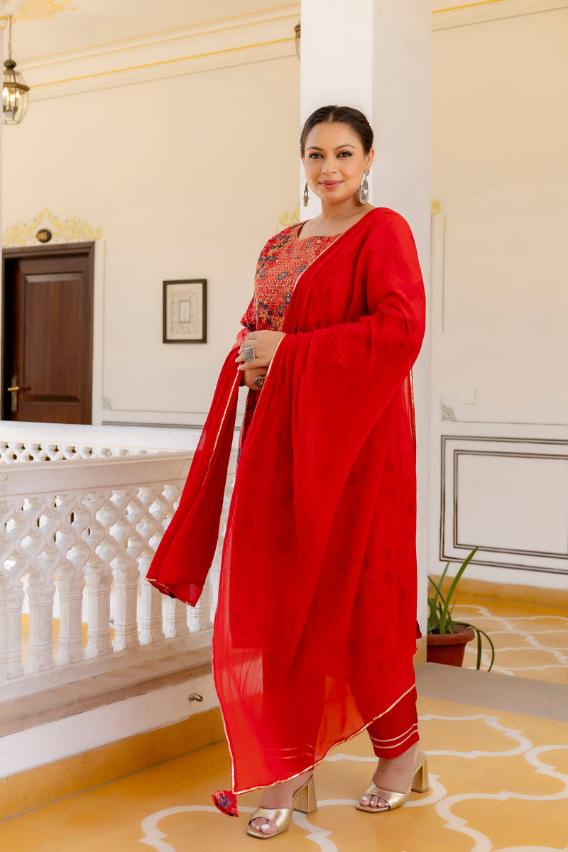 Red Printed Muslin Kurta Pant Dupatta Set for Women (Plus Size)