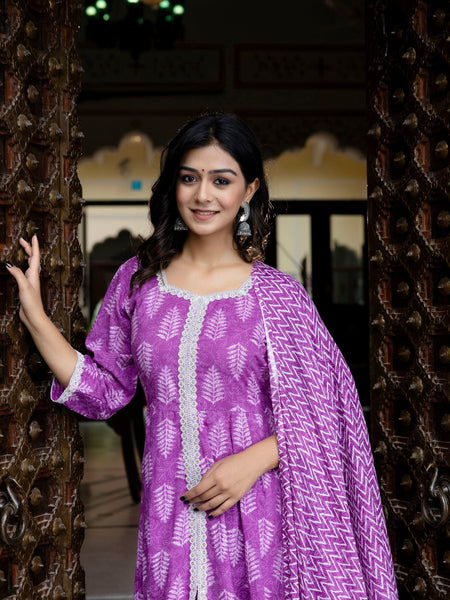 Lavender Elegance Anarkali Kurta Pant Dupatta Set
