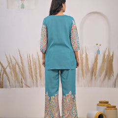 Turquoise Printed Rayon Kurti & Pant Co-ord Set Back