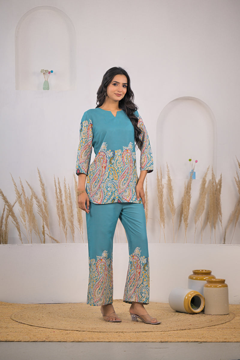 Turquoise Printed Rayon Kurti & Pant Co-ord Set Side