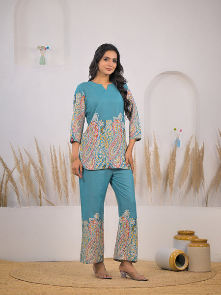 Turquoise Printed Rayon Kurti & Pant Co-ord Set Side