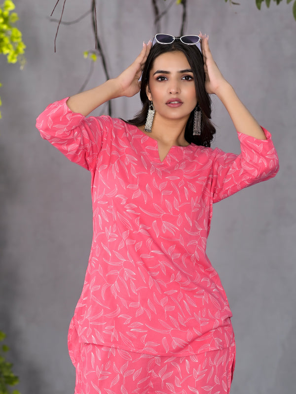 Blissful Leafy Gajari Lounge Wear