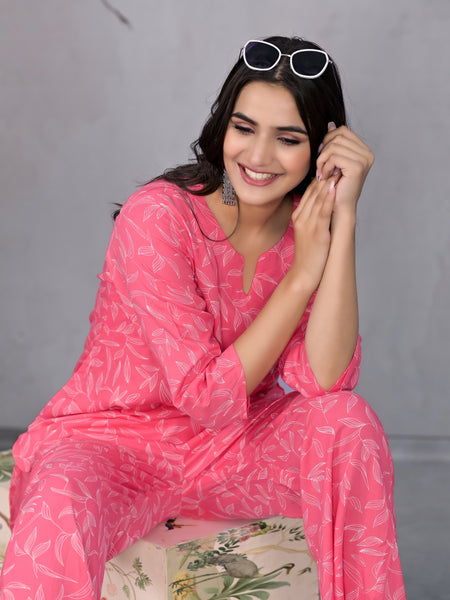 Blissful Leafy Gajari Lounge Wear