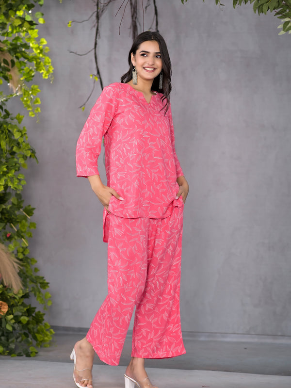 Blissful Leafy Gajari Lounge Wear