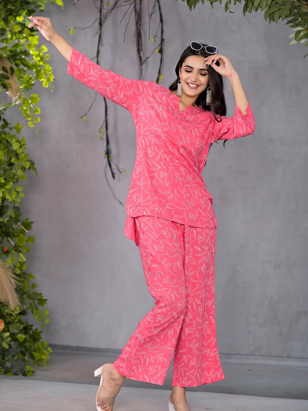 Blissful Leafy Gajari Lounge Wear