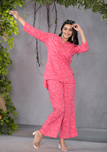 Blissful Leafy Gajari Lounge Wear