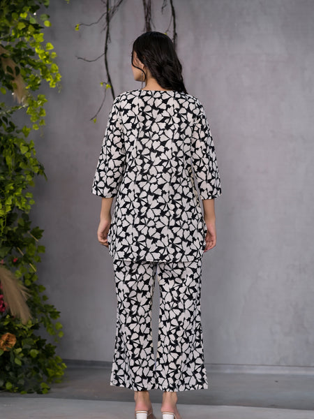 Monochrome Black & White Lounge Wear